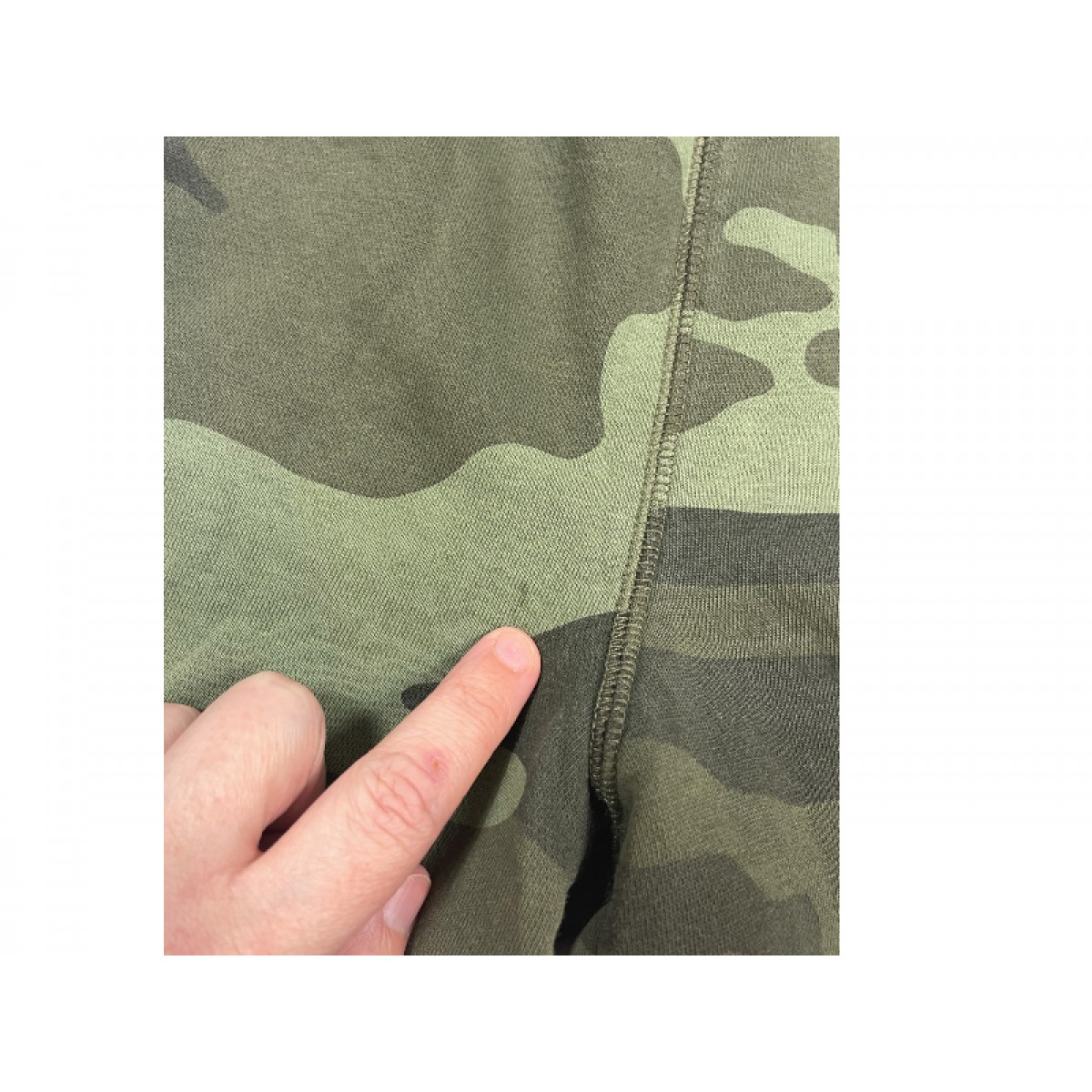 short coton camouflage / medium (8 ans )